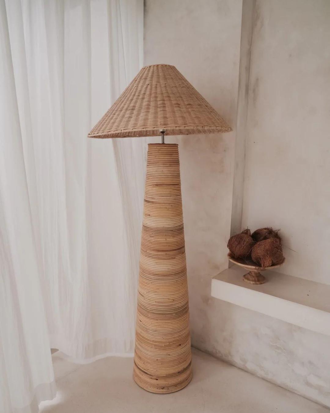 Wicker deals Lamp