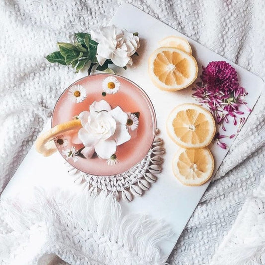 Whitewash Rattan & Shell Coaster SUN REPUBLIC