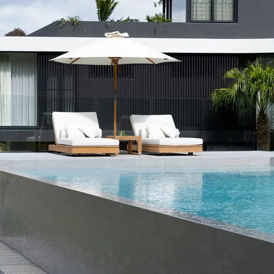 Outdoor Sunlounges & Daybeds