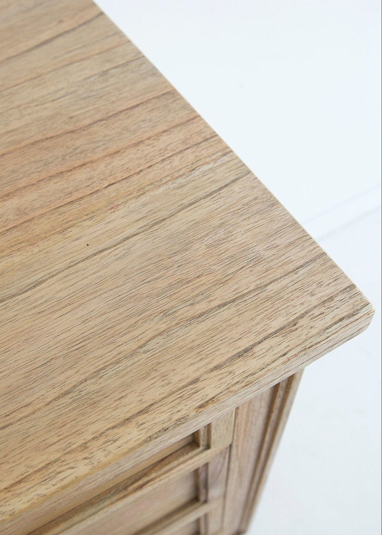 Cayman 5-Drawer Dresser in Weathered Oak Sun Republic 