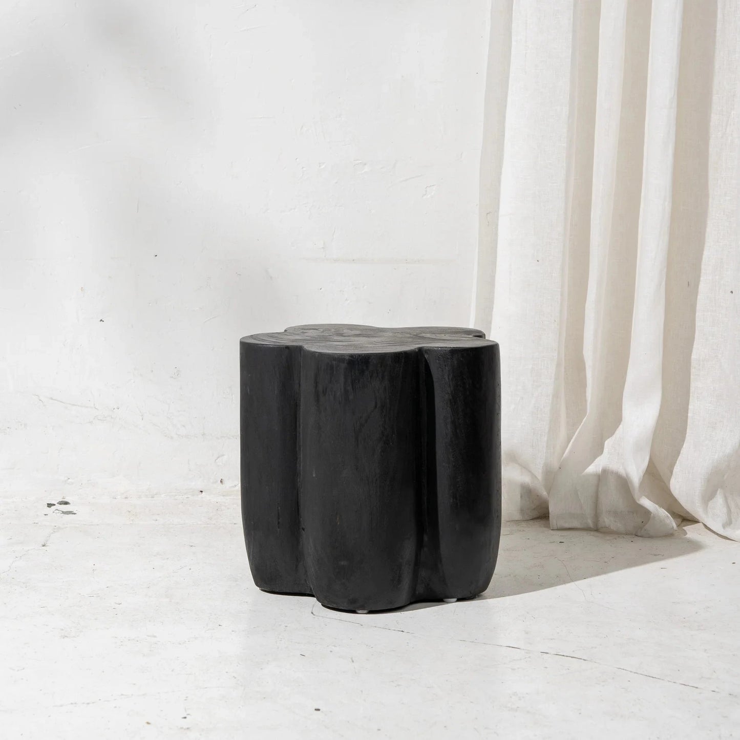 Flore Curved Stool / Side Table - Black