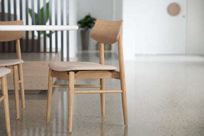 Jansen American Oak Dining Chair | Natural with Linen Seat Sun Republic 