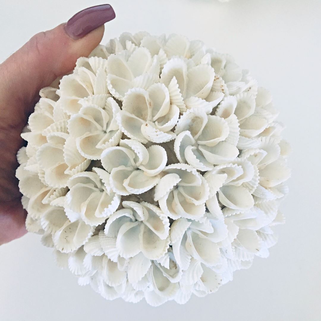 Large Frangipani Flower Shell Ball SUN REPUBLIC 