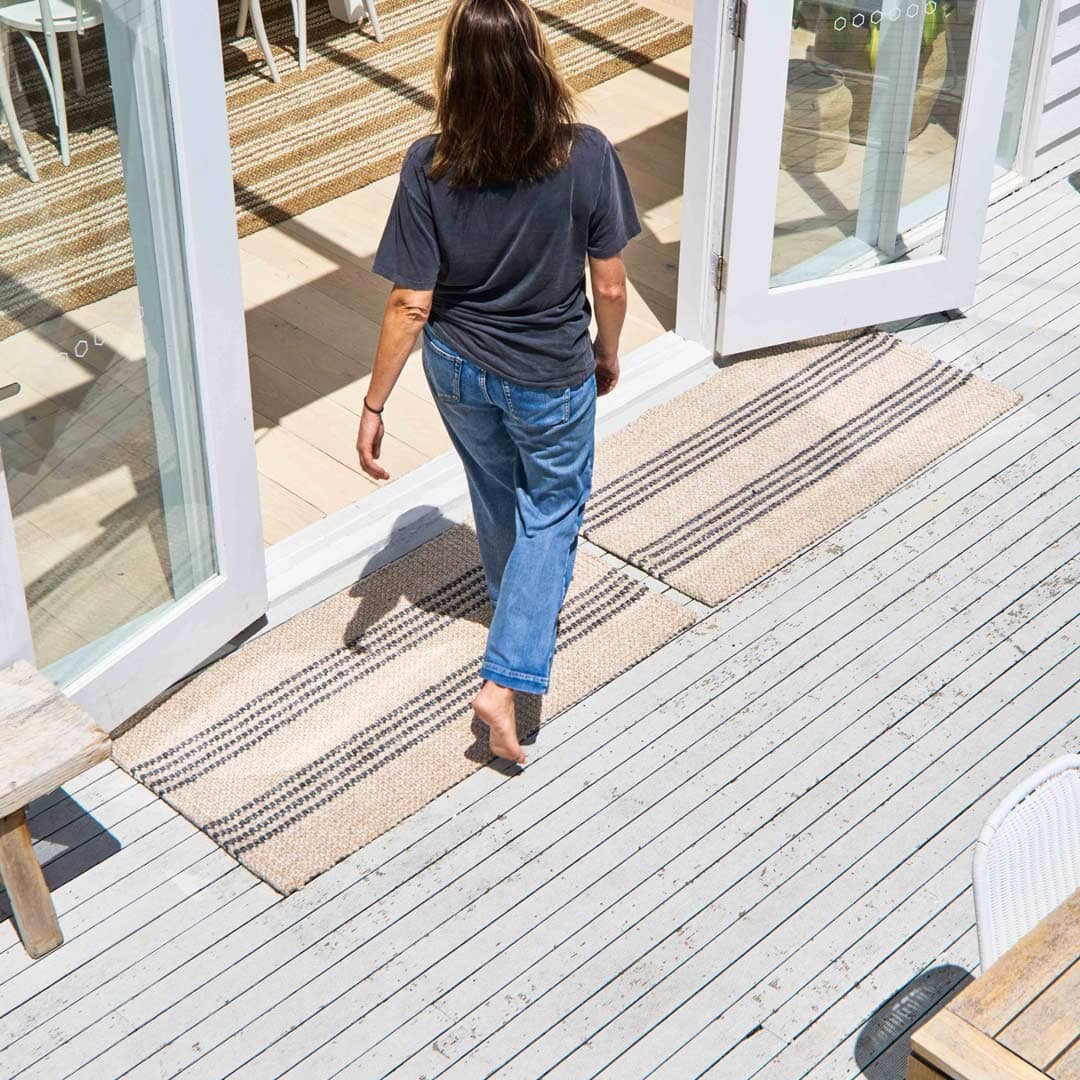 Macintosh Natural with Stripe Indoor/Outdoor Floor Mat 