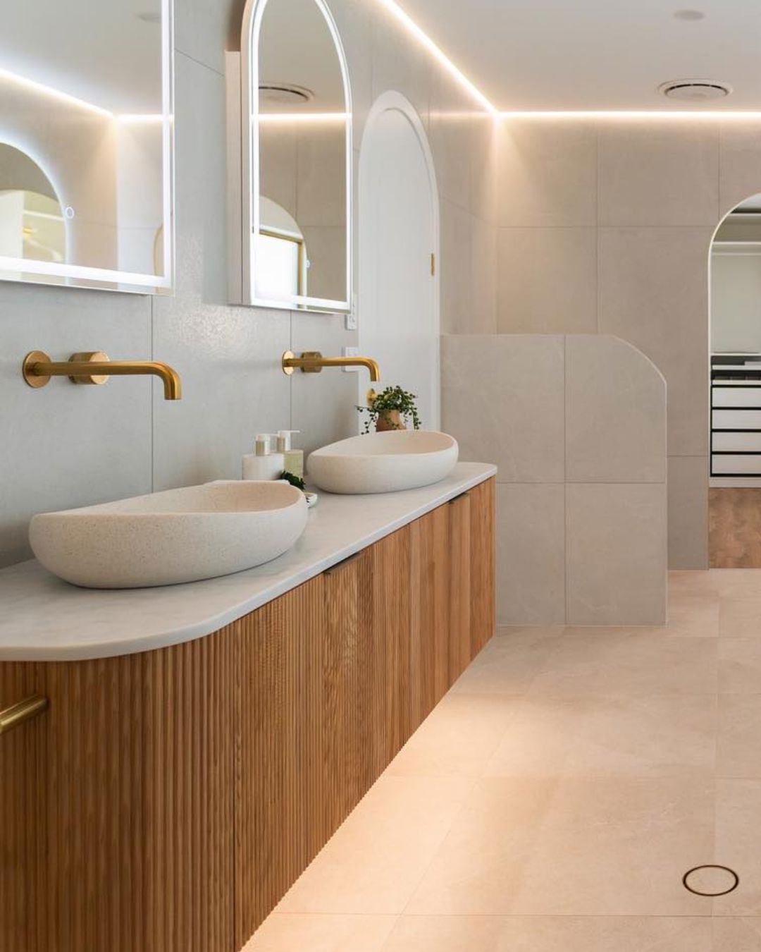 Milla Above Counter Basin Madu Living 