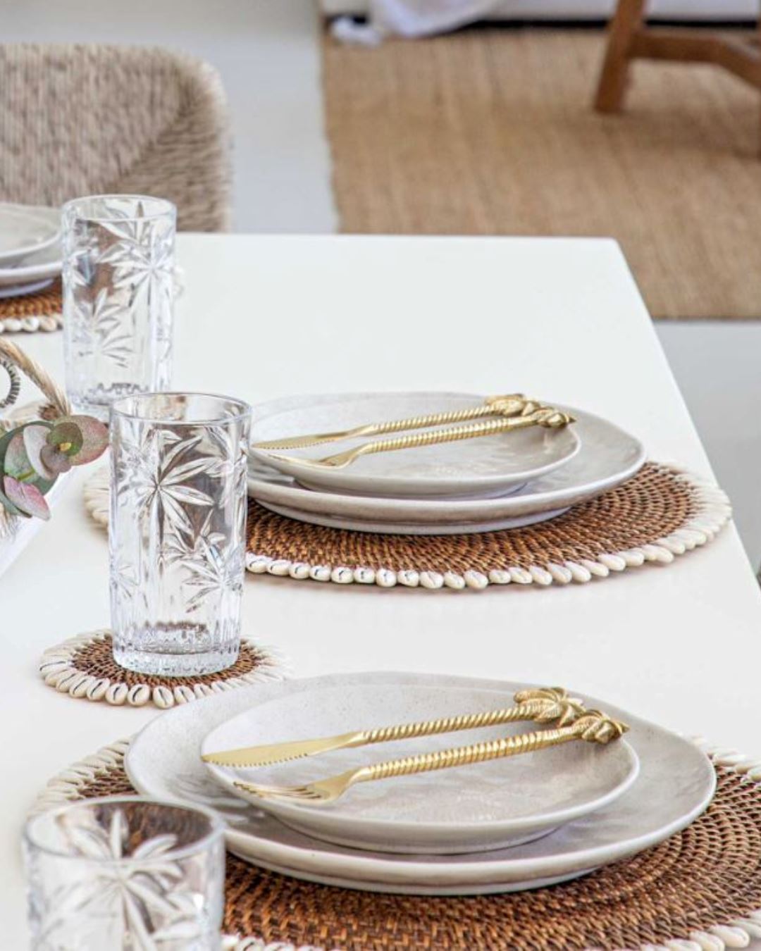 Natural Rattan & Cowrie Shell Placemat Sun Republic 