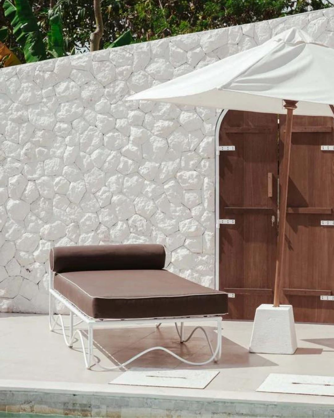 Positano Outdoor Sunbed - Mocha with White Piping Sun Republic 