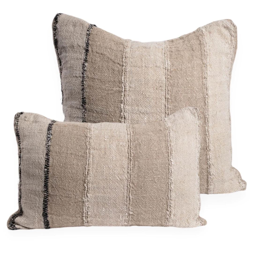 Retreat Cushion – Natural/Ivory/Black Sun Republic 