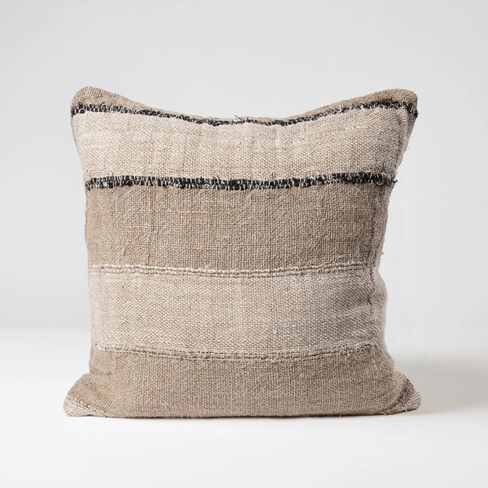 Retreat Cushion – Natural/Ivory/Black Sun Republic 