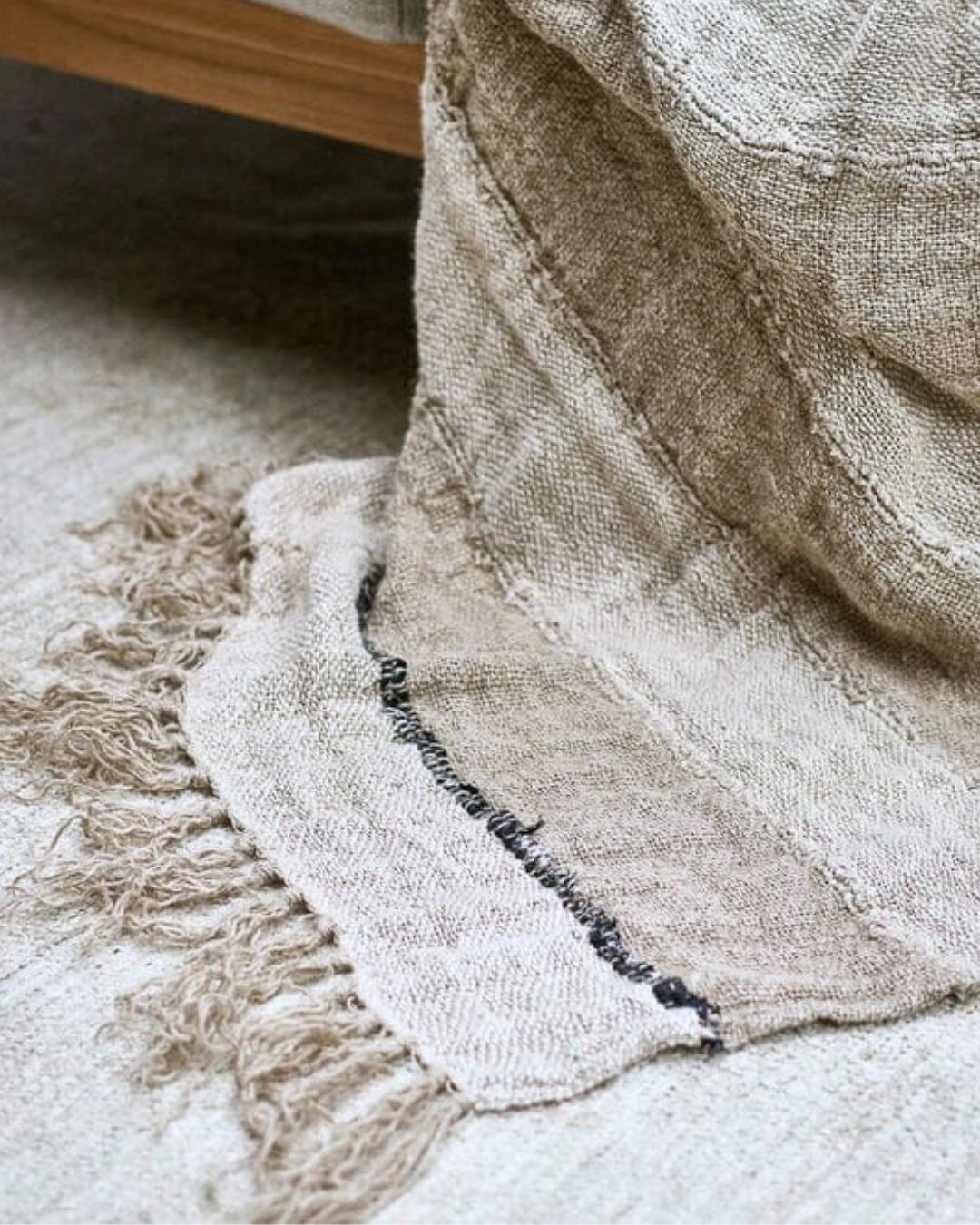 Retreat Throw - Natural/Ivory/Black Sun Republic 