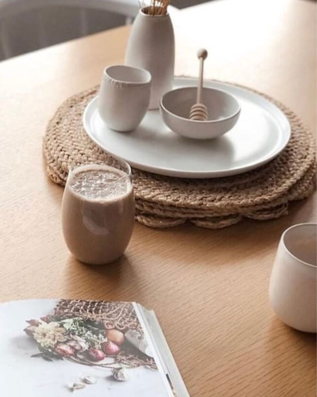 Round Natural Jute Placemat | Coffee Sun Republic 