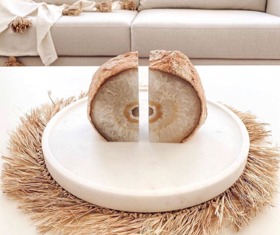 Round Natural Raffia Placemat - Centrepiece Sun Republic 