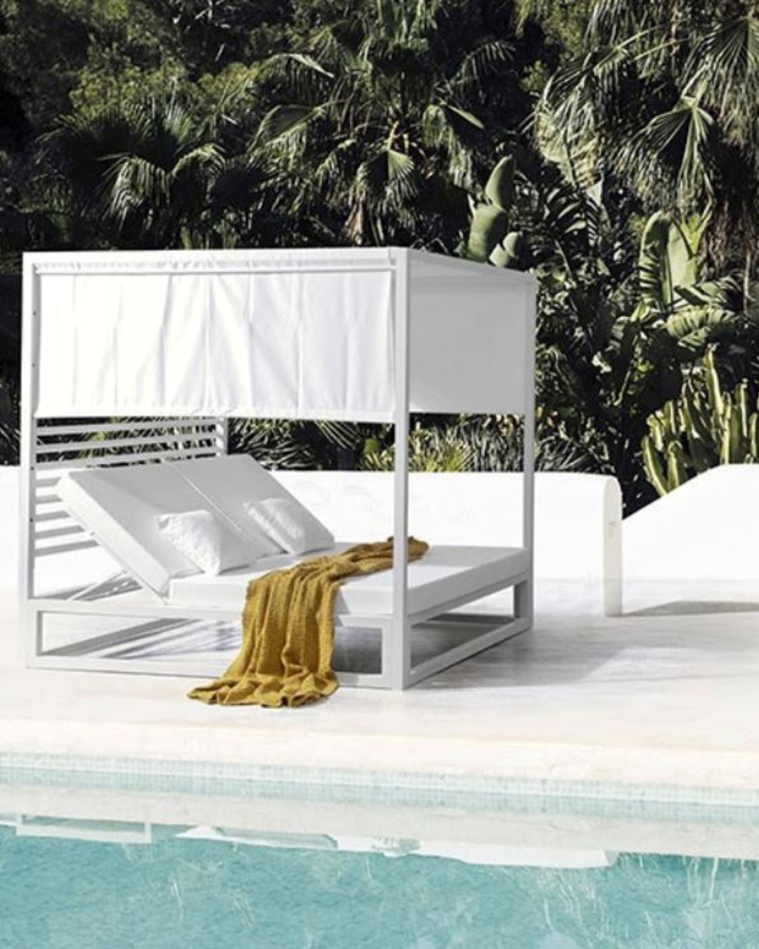 Santorini Outdoor Double Daybed Cabana Sun Republic 