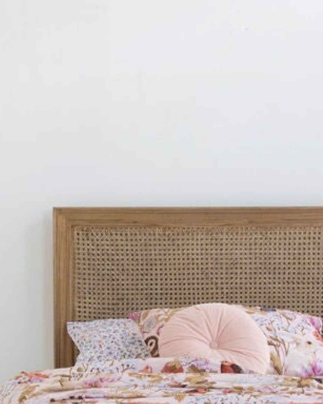 Weathered Oak Cayman Coastal Hamptons Bed | KS-D-Q-K Sun Republic 