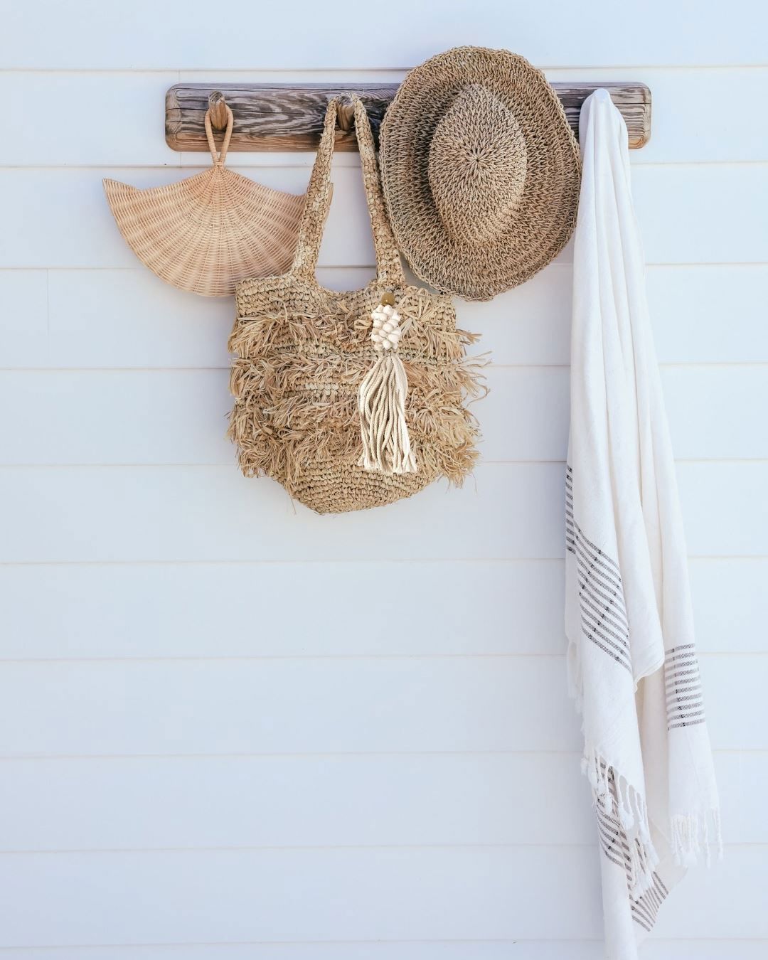 White Shell Keyring - Coastal Bag Accessory Sun Republic 