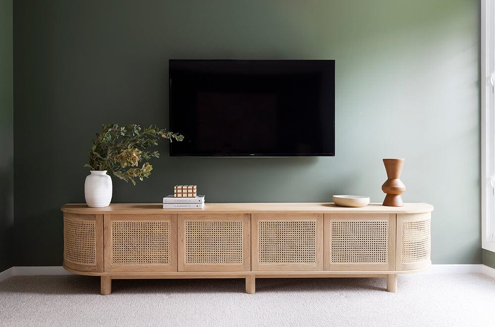 Round edge store tv unit