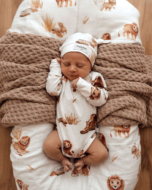 Diamond Soft Knit Nursery Blanket | Hazelnut Snuggle Hunny 