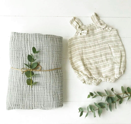 Lila Super Soft Cotton Nursery Blanket | Light Sage SUN REPUBLIC 